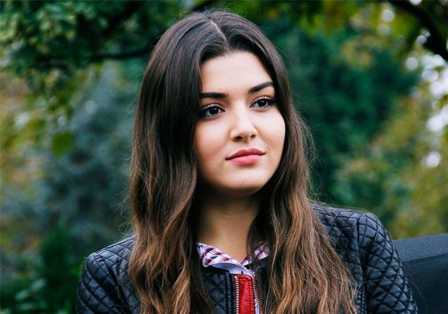 Hande Erçel’e sevgilisinden yasak - Sayfa 13