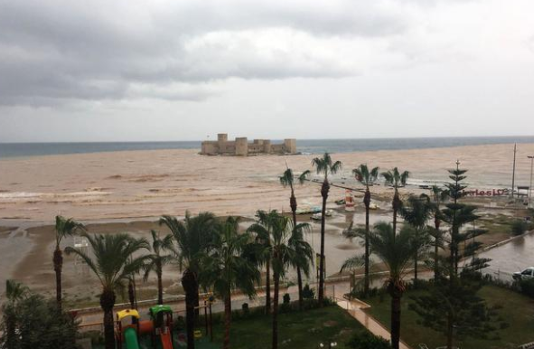 Mersin'de sağanak yağış sele neden oldu - Sayfa 6