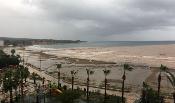 Mersin'de sağanak yağış sele neden oldu - Sayfa 7