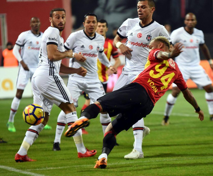 Göztepe Beşiktaş maçından görüntüler - Sayfa 4