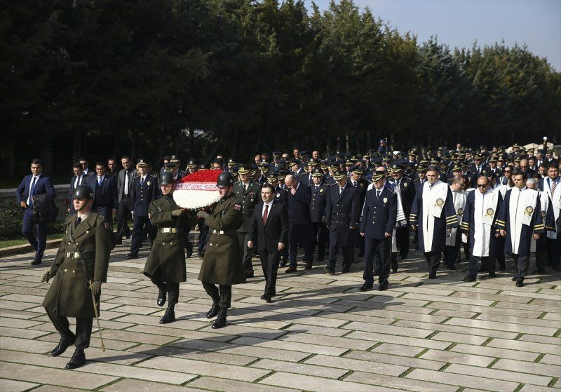 Emniyet ekipleri Anıtkabir’de - Sayfa 16