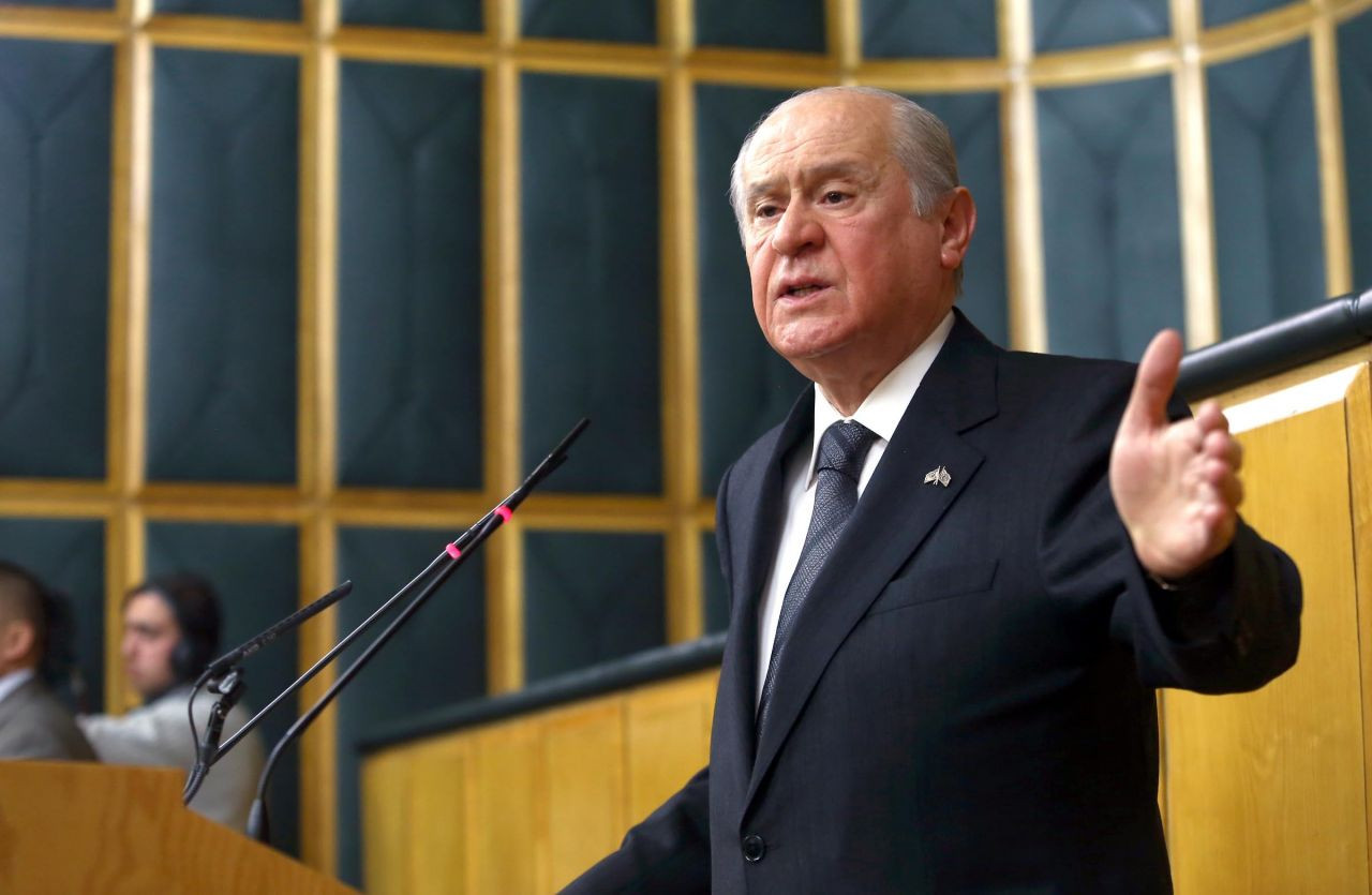 Bahçeli: Beşiktaş’ı bırakırım - Sayfa 27