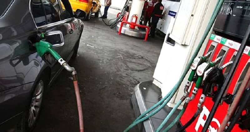 Bir depo benzine bir kilo kıyma zammı - Sayfa 6