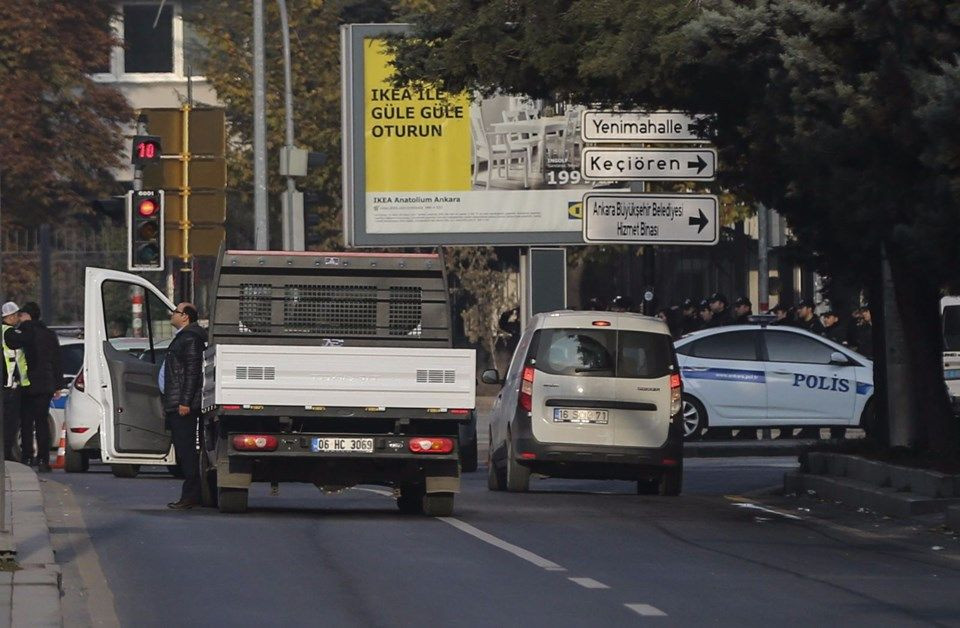 Yurdun dört bir yanında saat 9'u 5 geçe - Sayfa 60