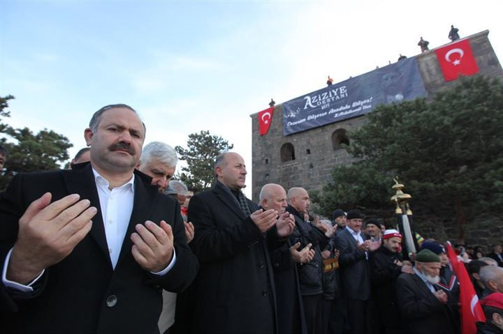 Aziziye Tabyalarına saygı yürüyüşü düzenlendi - Sayfa 16