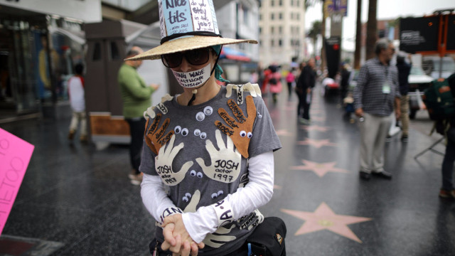 Hollywood'daki tacize karşı protesto yürüyüşü