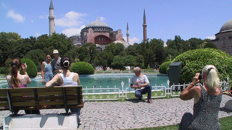 İstanbul’u 10 ayda 9 milyon turist ziyaret etti - Sayfa 28