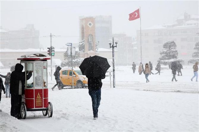 Meteoroloji açıkladı o tarihten itibaren İstanbul'da kar yağışı bekleniyor - Sayfa 9