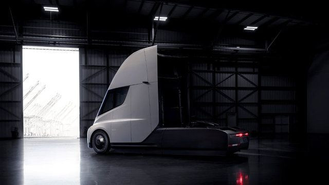 Tesla’nın elektrikli TIR’ı tanıtıldı - Sayfa 5