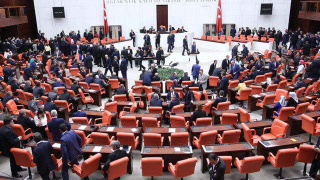 İsmail Kahraman yeniden Meclis Başkanı seçildi