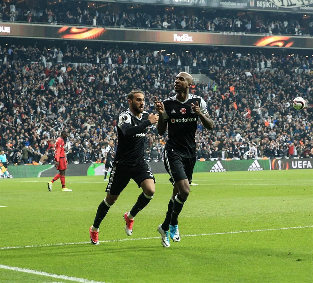 Beşiktaş Porto'yu ağırlıyor - Sayfa 28