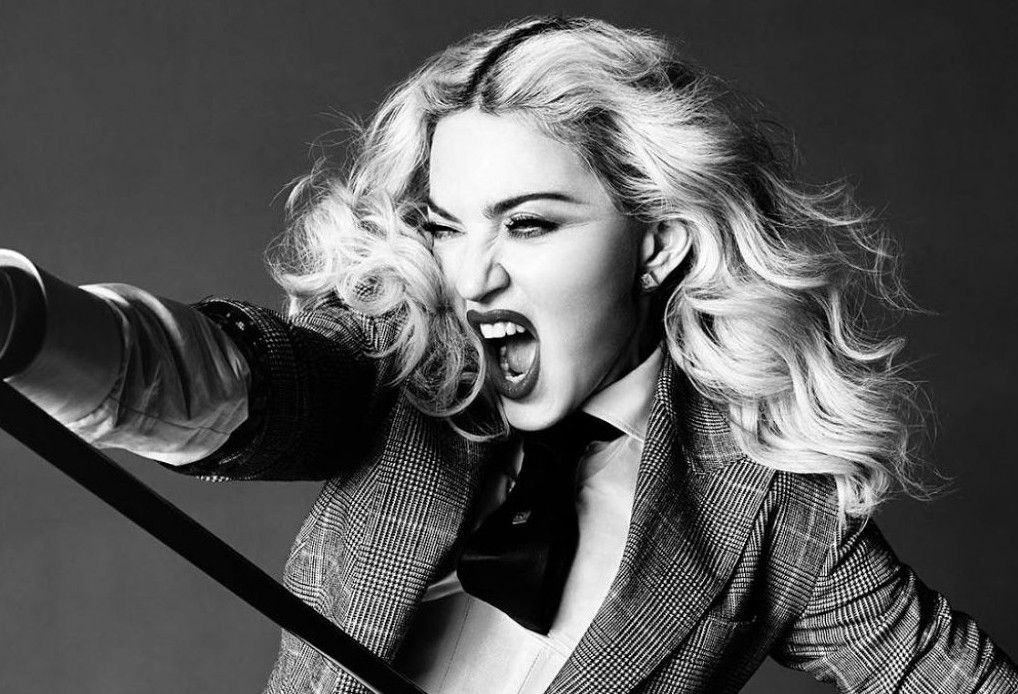 Madonna nü fotoğraflarını satışa çıkardı - Sayfa 10