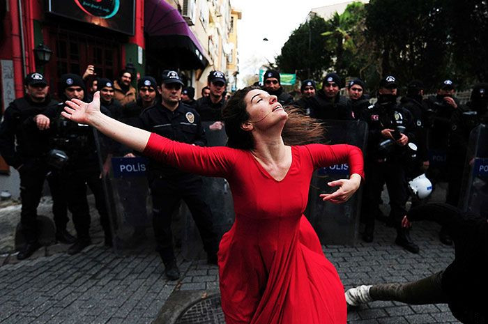 Kadınlar Tüm Zamanların En Güçlü Protestocuları Oldu - Sayfa 13