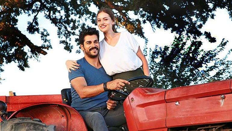 Fahriye Evcen ve Burak Özçivit’ten traktör pozu - Sayfa 2