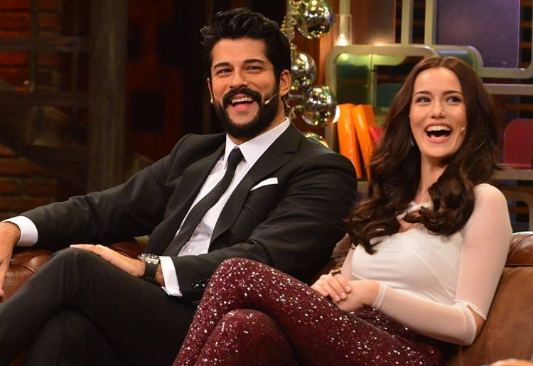 Fahriye Evcen ve Burak Özçivit’ten traktör pozu - Sayfa 7