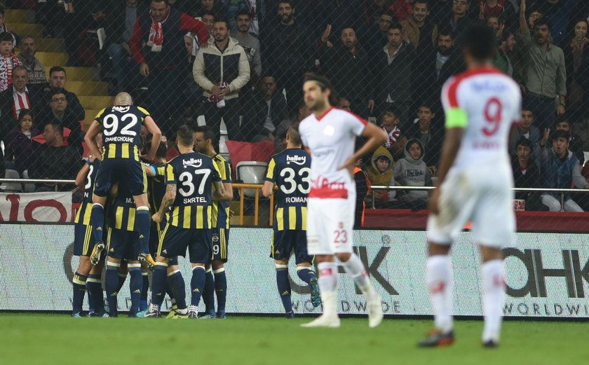 Antalyaspor - Fenerbahçe maçından görüntüler - Sayfa 1