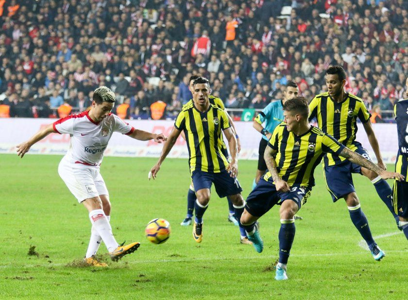 Antalyaspor - Fenerbahçe maçından görüntüler - Sayfa 19