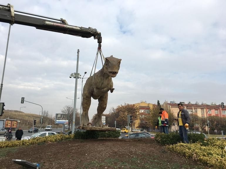 Tanıtım için konulan T-Rex kaldırıldı - Sayfa 8