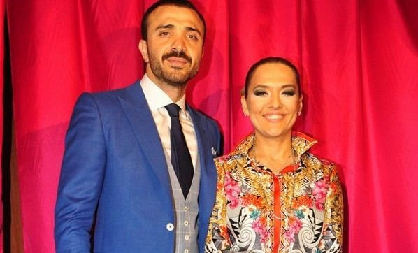 Demet Akalın: Seninle yaşamak efsane be kocam - Sayfa 18