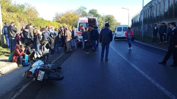 Motosiklet öğrenci grubuna çarptı: 8 yaralı - Sayfa 1