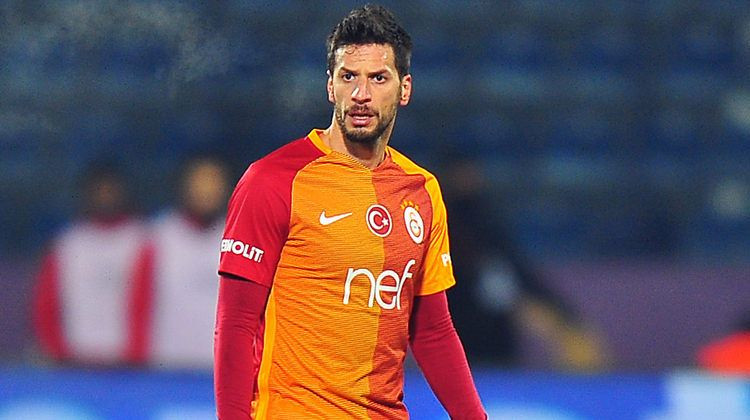 Hakan Balta sezon sonu futbolu bırakıyor - Sayfa 1