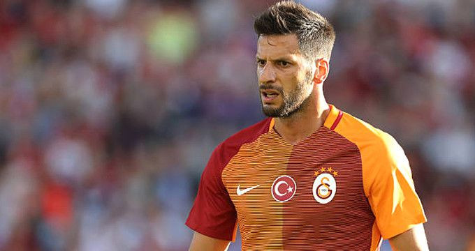 Hakan Balta sezon sonu futbolu bırakıyor - Sayfa 12