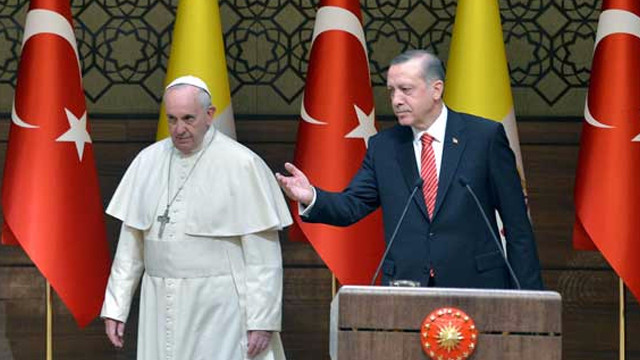 Cumhurbaşkanı Erdoğan, Papa ile Kudüs'ü görüştü