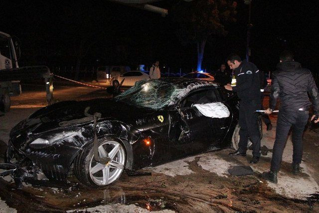 Burak Yılmaz'ın takla attığı Ferrari'nin kimin olduğu ortaya çıktı - Sayfa 3