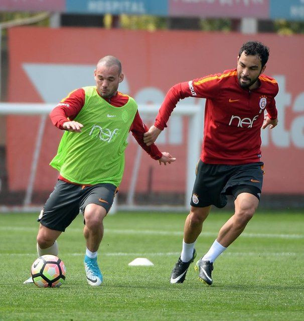 Sneijder, Galatasaray'a dönmek istiyor - Sayfa 11