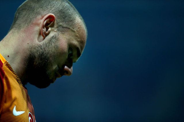 Sneijder, Galatasaray'a dönmek istiyor - Sayfa 13