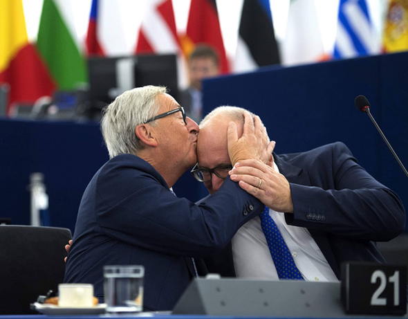 Juncker'in öpücükleri gündem oldu - Sayfa 9