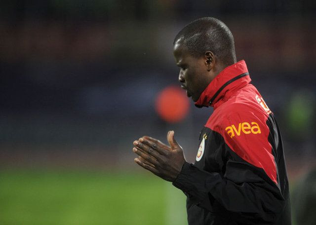 Emmanuel Eboue: İntiharın eşiğine geldim - Sayfa 6