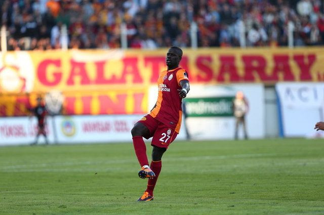 Emmanuel Eboue: İntiharın eşiğine geldim - Sayfa 22