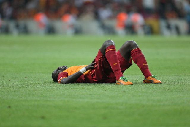 Emmanuel Eboue: İntiharın eşiğine geldim - Sayfa 25