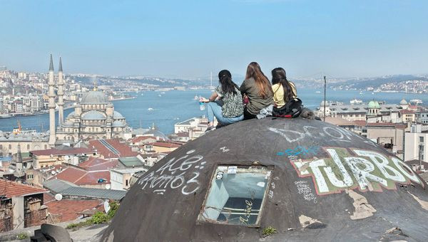 Tarihi kubbeyi zıplaya zıplaya çökerttiler - Sayfa 8