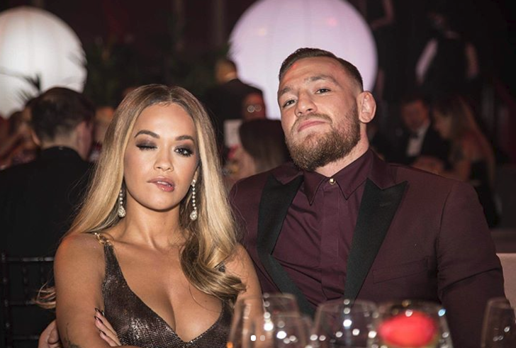 Serseri ruhlu şarkıcı Rita Ora sınırları bu kez fena zorladı - Sayfa 20