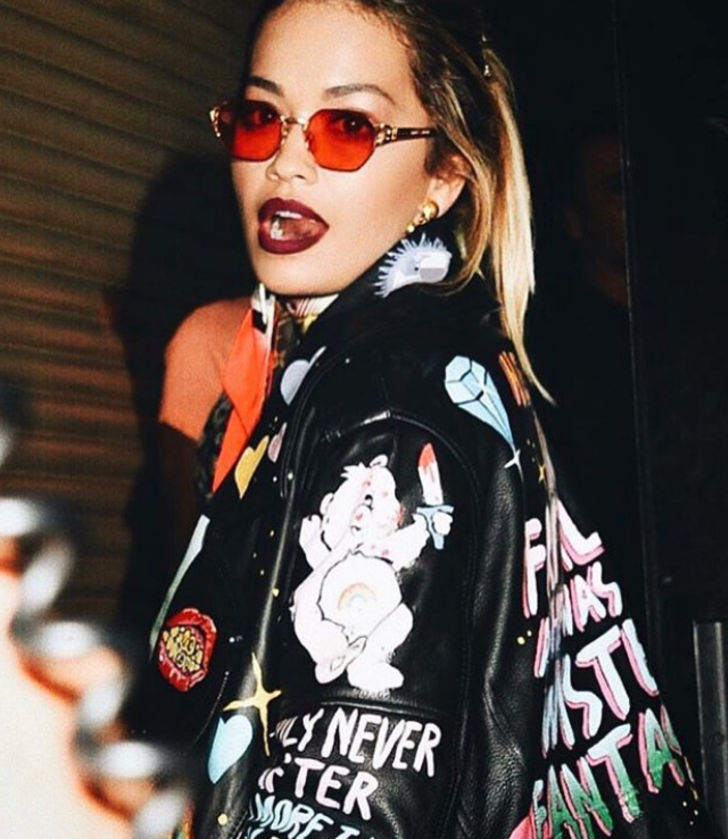 Serseri ruhlu şarkıcı Rita Ora sınırları bu kez fena zorladı - Sayfa 34