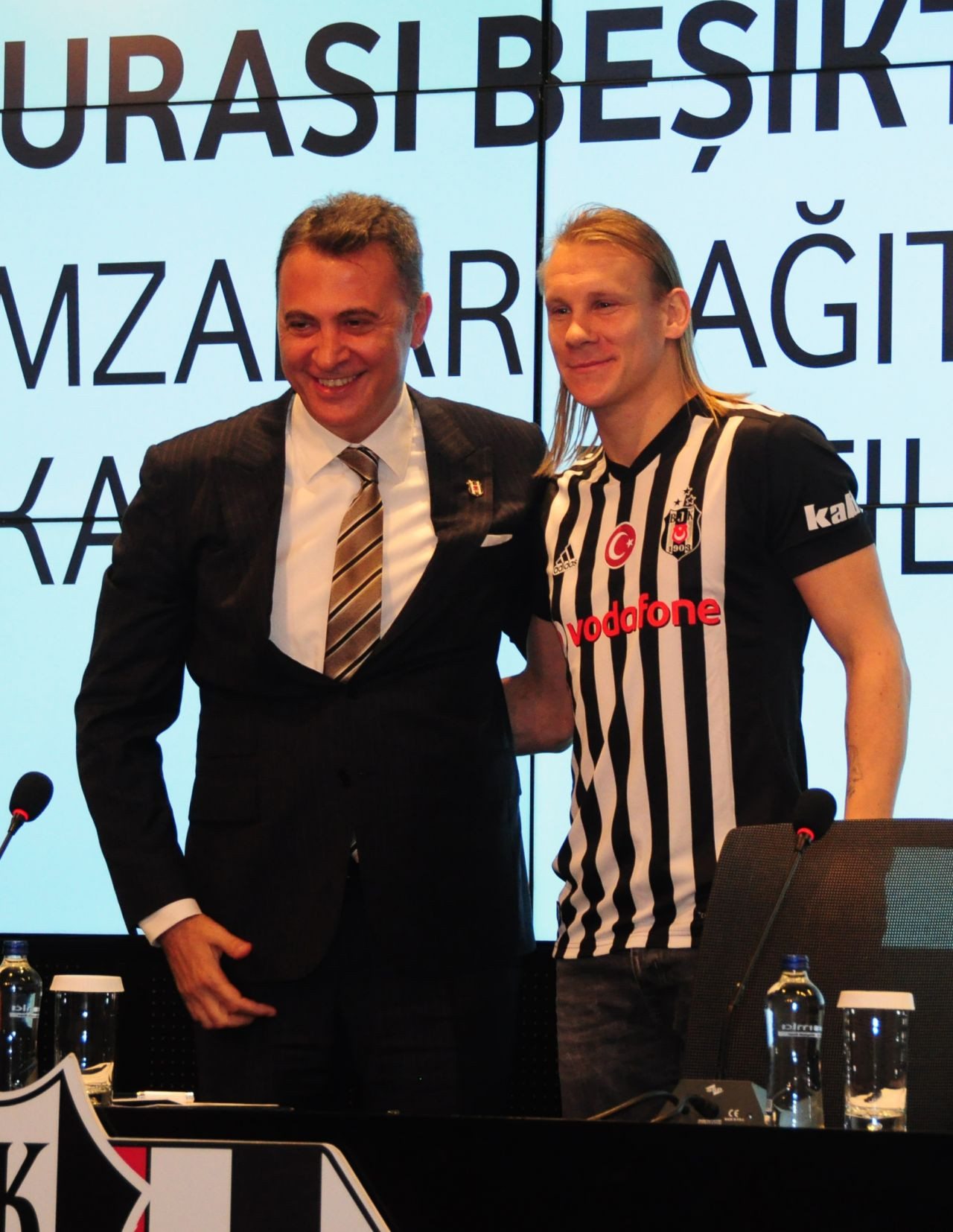 Vida, Beşiktaş'a imzayı attı. - Sayfa 10