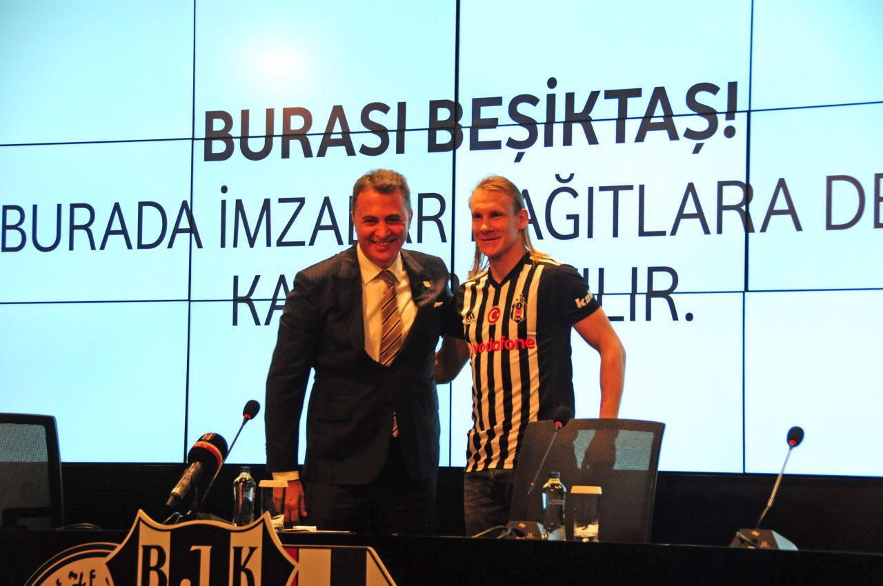 Vida, Beşiktaş'a imzayı attı. - Sayfa 11