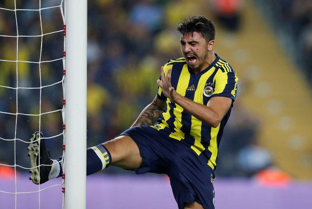 Fenerbahçe’de 2 futbolcu kadro dışı bırakıldı - Sayfa 6