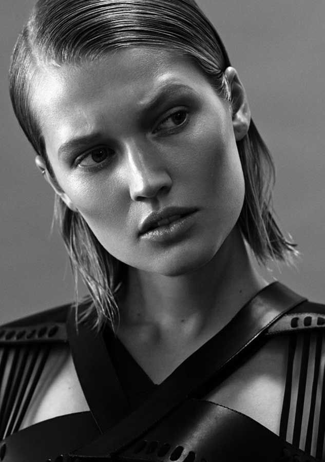 Alman model Toni Garrn Hawaii’de fena yakalandı - Sayfa 9