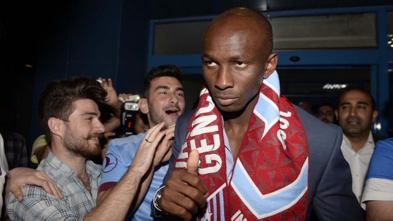 M'Bia’dan Galatasaray itirafı - Sayfa 14