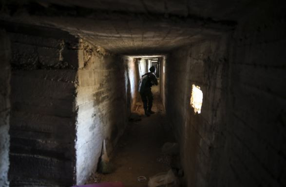 Afrin'de teröristlerin gizlendiği labirent tüneller bulundu - Sayfa 2