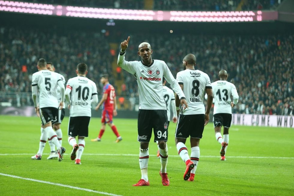 Beşiktaş, Kardemir Karabükspor maçından kareler - Sayfa 3