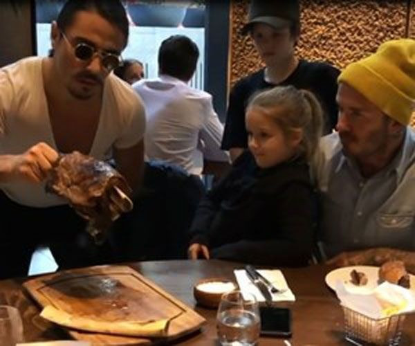 Nusret, Beckham'ı elleriyle besledi - Sayfa 1