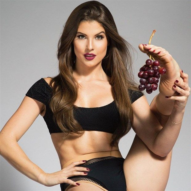 Amanda Cerny türbana girdi sosyal medya yıkıldı - Sayfa 26