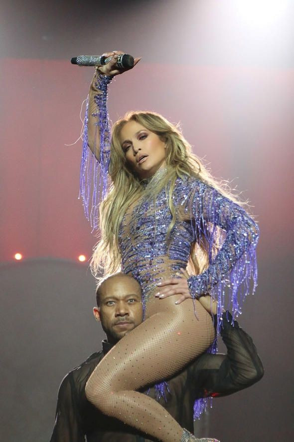 Jennifer Lopez seksi dansı ile nefesleri kesti - Sayfa 3