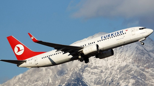 Türk Hava Yolları Gelibolu semalarında Çanakkale Şehitleri için uçtu
