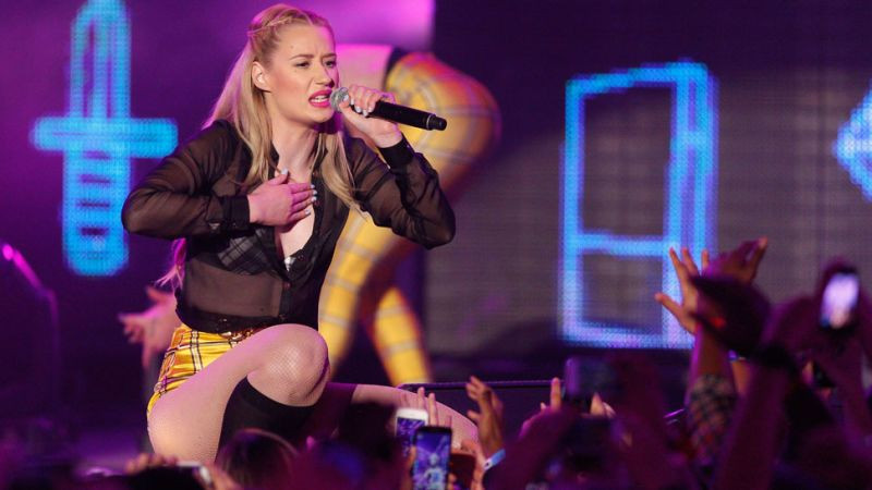 Iggy Azalea estetik iddialarına duş görüntüleriyle cevap verdi - Sayfa 17