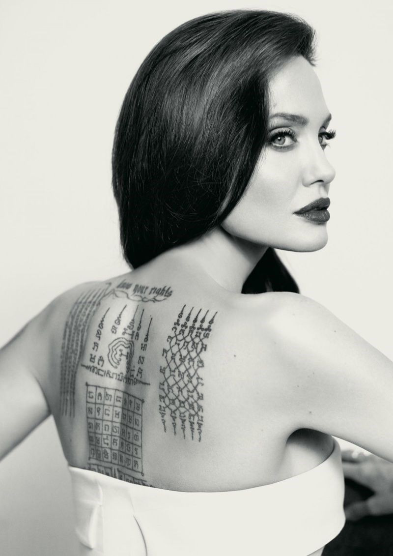 Reklam çekiminde Angelina Jolie’nin dövmeleri ön plana çıktı - Sayfa 2